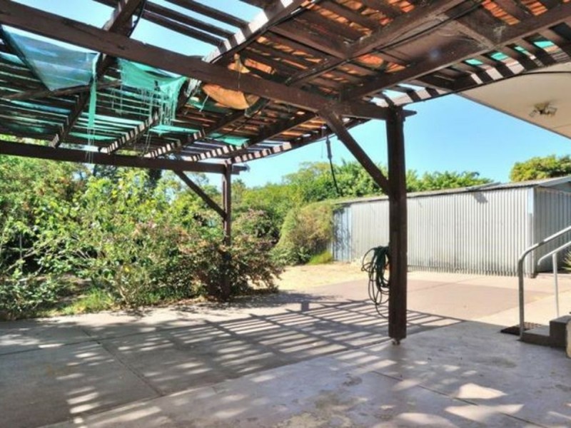 11 Milton Place, Orelia WA 6167