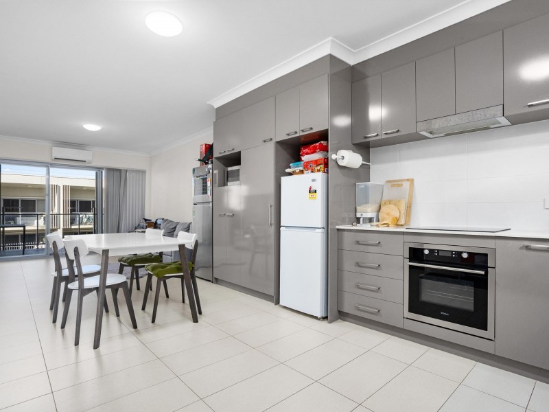 18/16 Grey Street, Cannington WA 6107