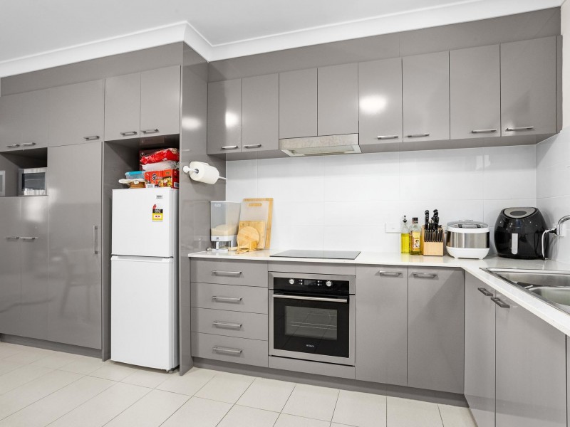 18/16 Grey Street, Cannington WA 6107