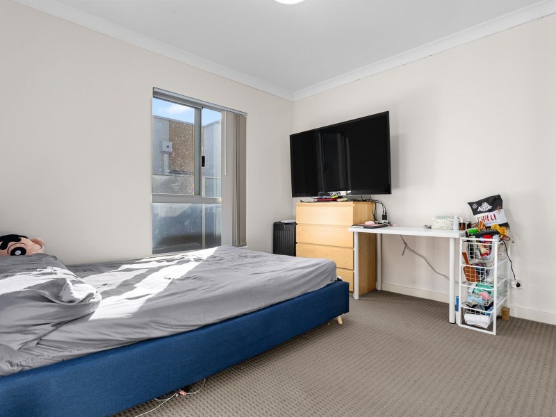 18/16 Grey Street, Cannington WA 6107