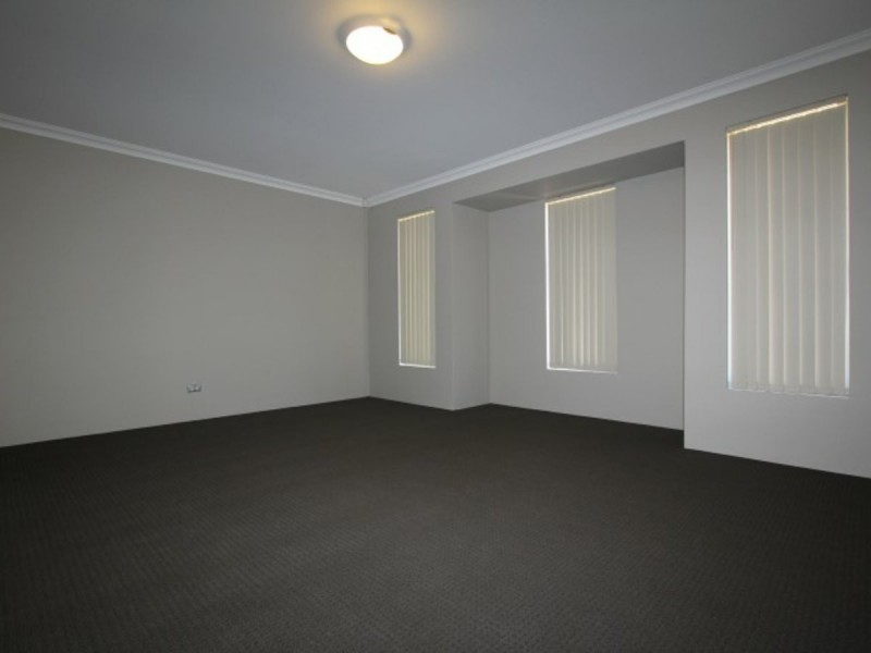 107 Dalrymple Drive, Leda WA 6170