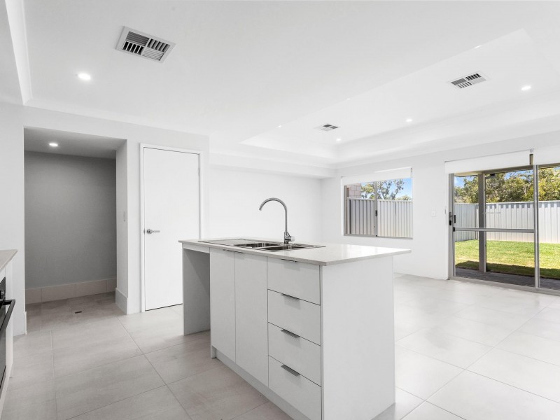 43 Paradise Road, Baldivis WA 6171