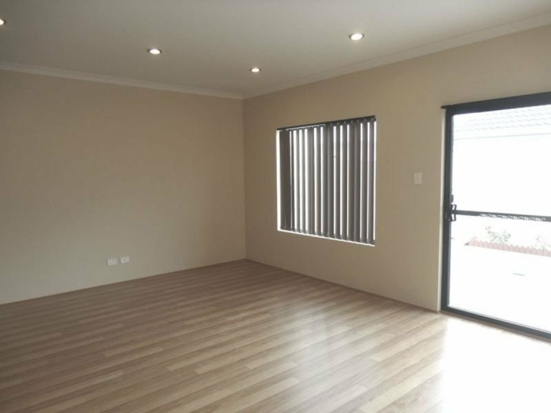 68 Ryhill Crescent, Wellard WA 6170