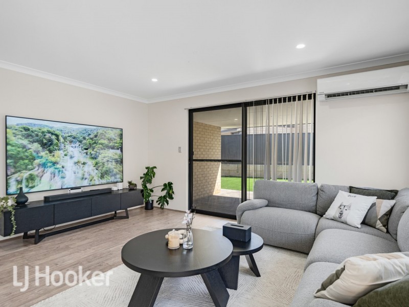 45 Daybreak Loop, Wellard WA 6170