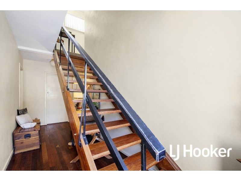 38 Maydwell Way, Calista WA 6167