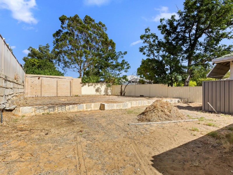 126B Gilmore Avenue, Medina WA 6167