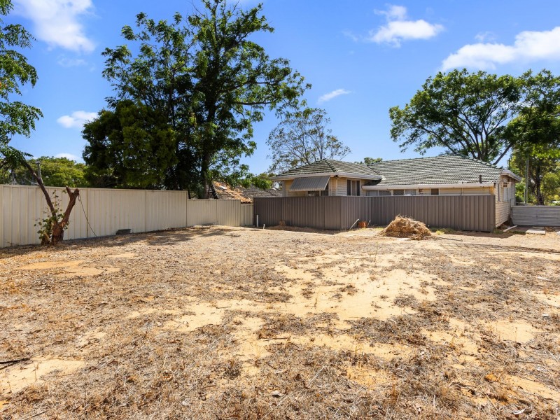 126B Gilmore Avenue, Medina WA 6167