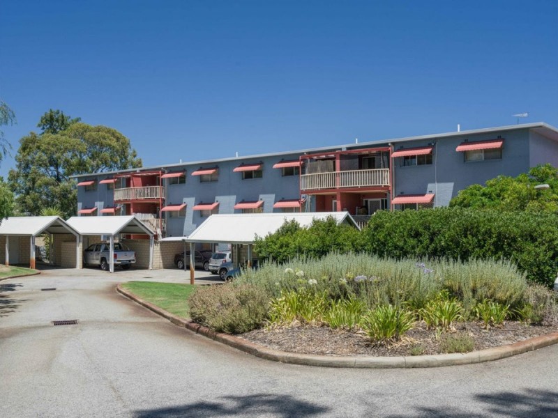 25/21 Disney Road, Parmelia WA 6167