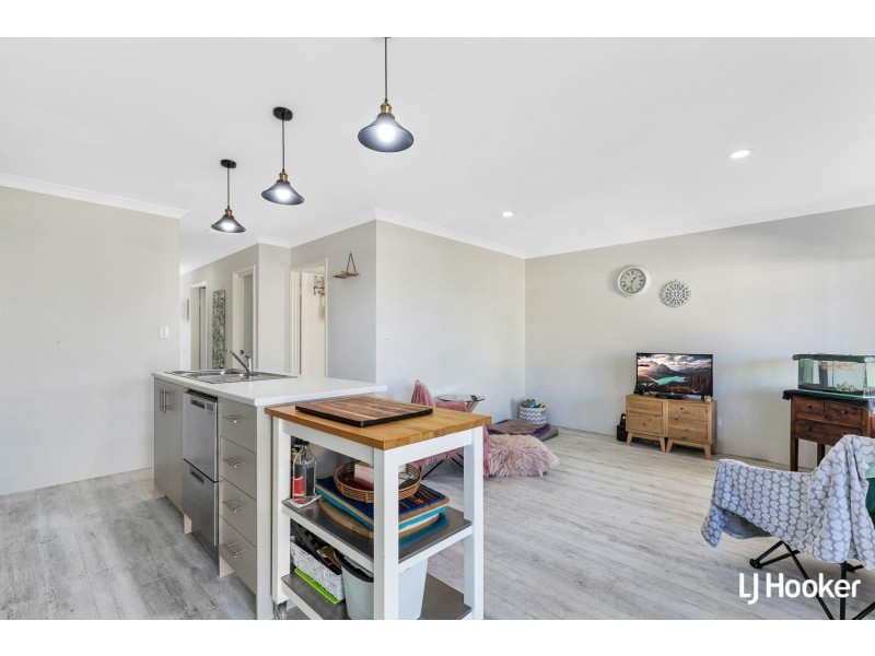 63 Ryhill Crescent, Wellard WA 6170