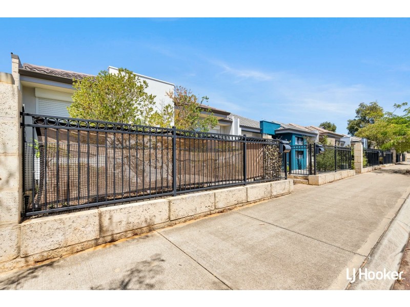 63 Ryhill Crescent, Wellard WA 6170