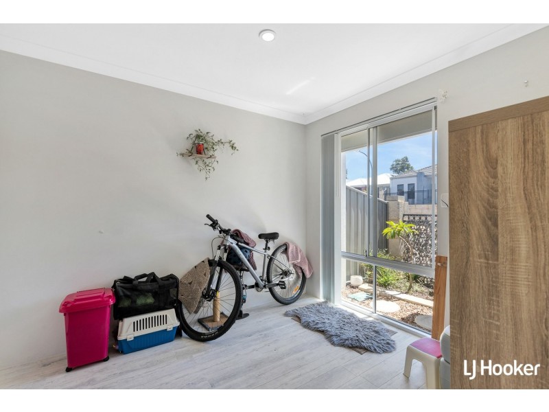 63 Ryhill Crescent, Wellard WA 6170