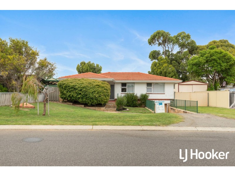 29 Hokin Street, Waikiki WA 6169