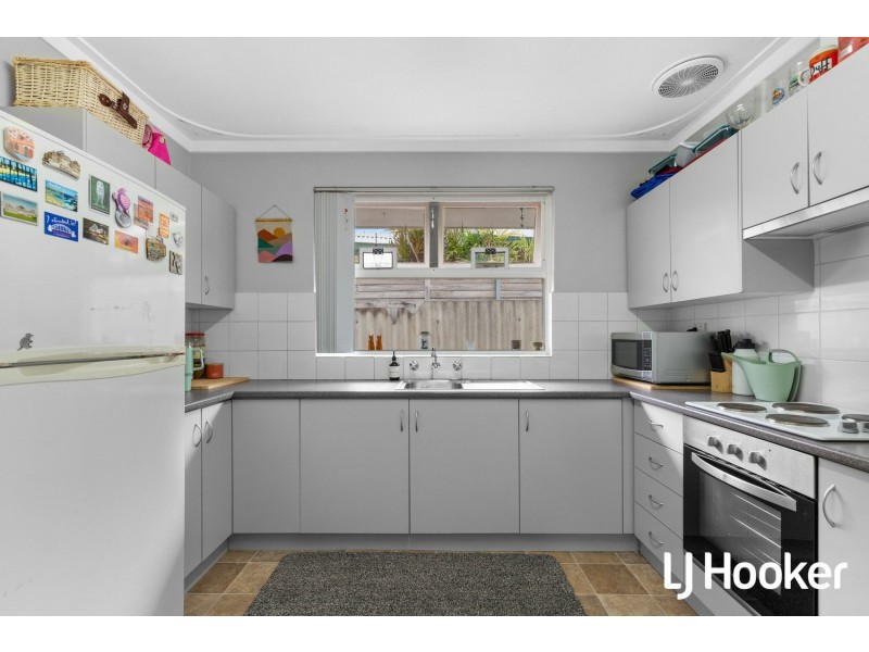 29 Hokin Street, Waikiki WA 6169