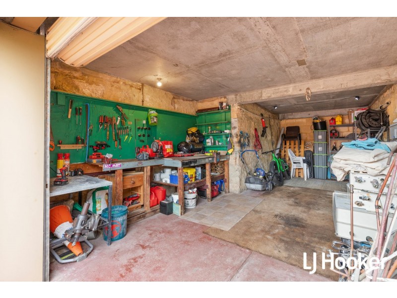 29 Hokin Street, Waikiki WA 6169