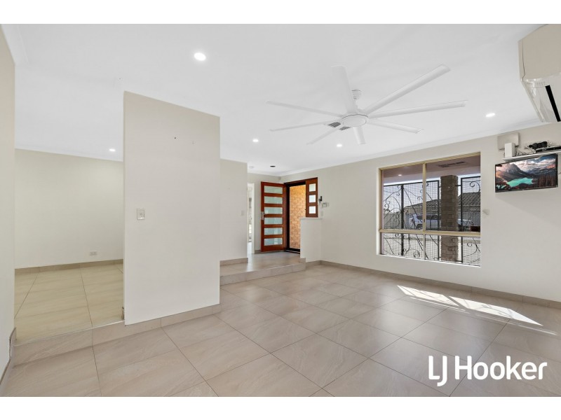 5 Waterloo Road, Cooloongup WA 6168