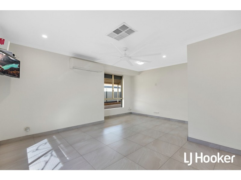 5 Waterloo Road, Cooloongup WA 6168