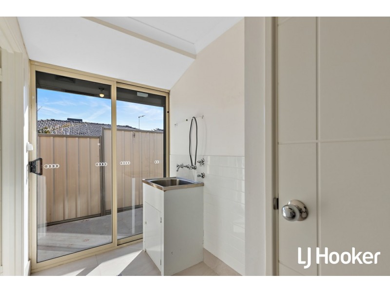 5 Waterloo Road, Cooloongup WA 6168