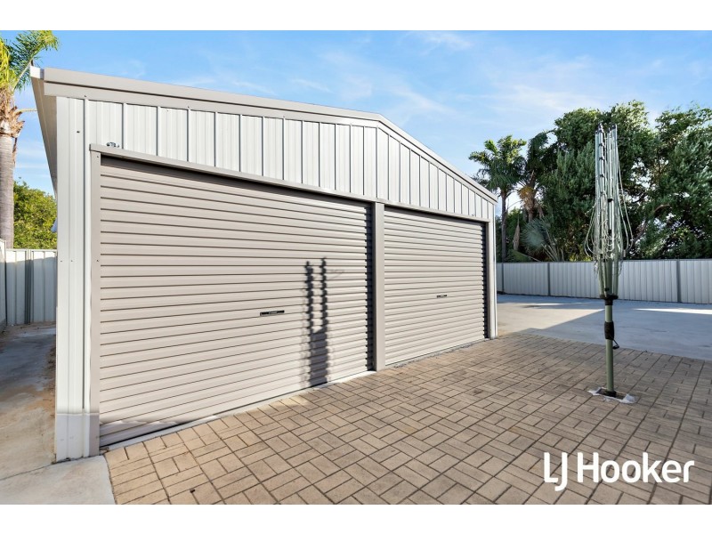 5 Waterloo Road, Cooloongup WA 6168