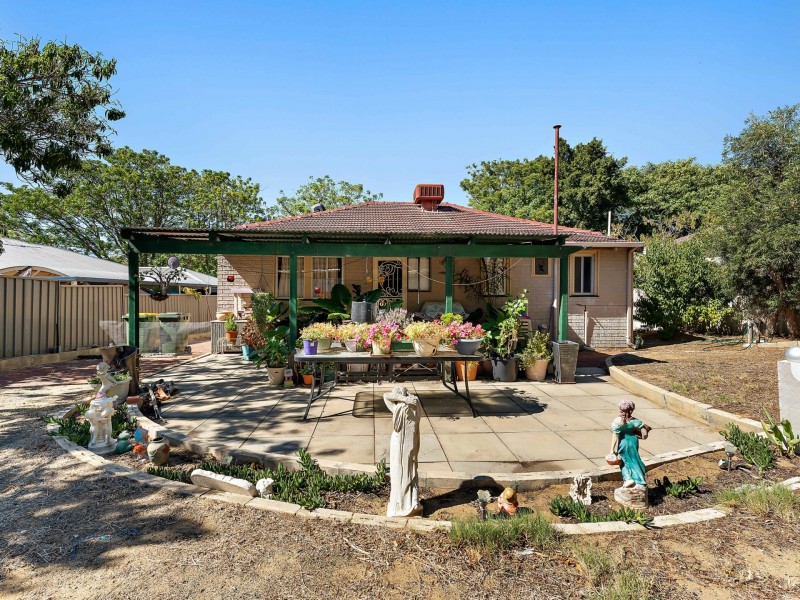 65 Crabtree way, Medina WA 6167