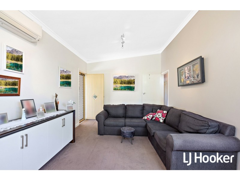 13 Wiggins Road, Orelia WA 6167