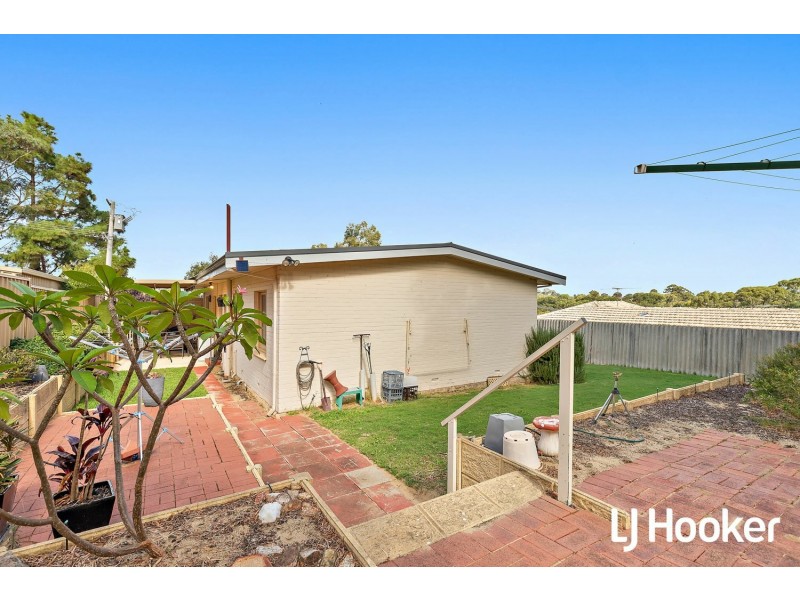 13 Wiggins Road, Orelia WA 6167