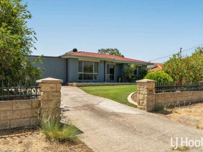 39 Woodley Way, Parmelia WA 6167