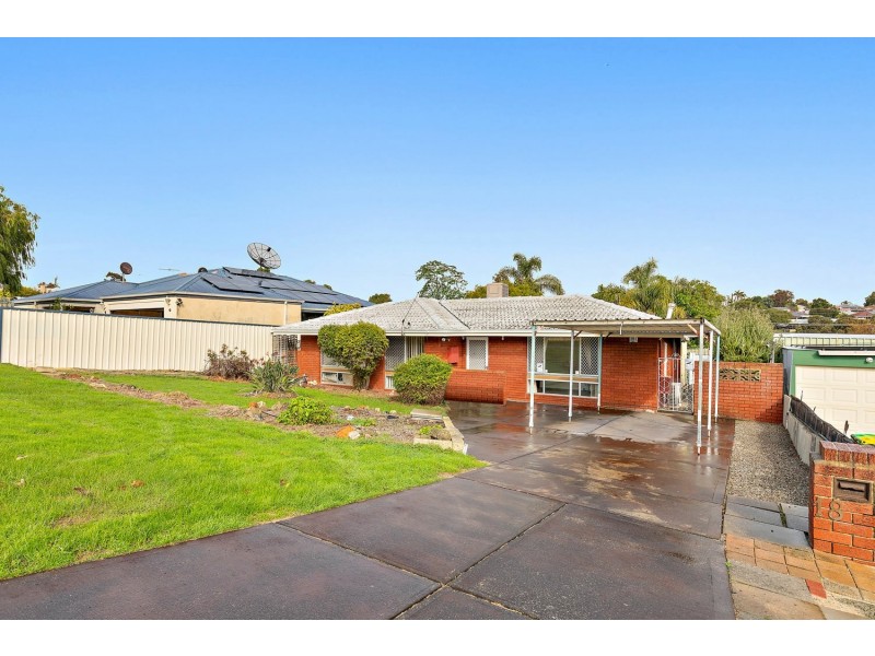 18 Morrit Way, Parmelia WA 6167