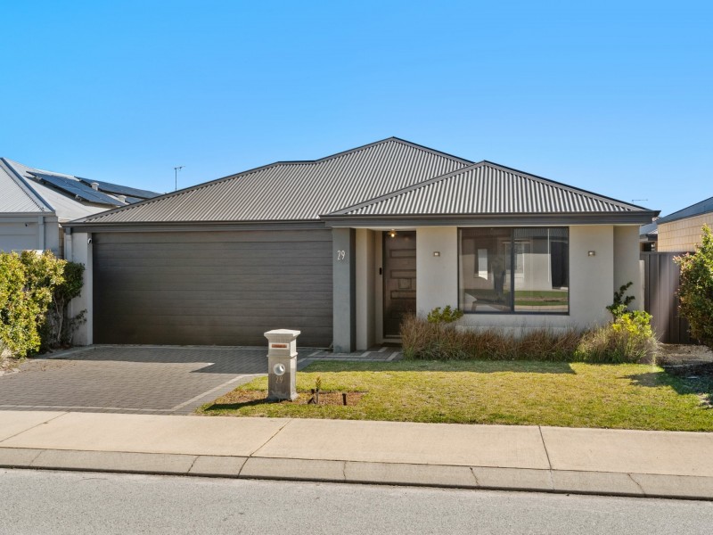 29 Aquinnah Way, Wellard WA 6170
