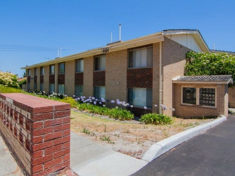 13/39 Delphine Avenue, Dianella WA 6059