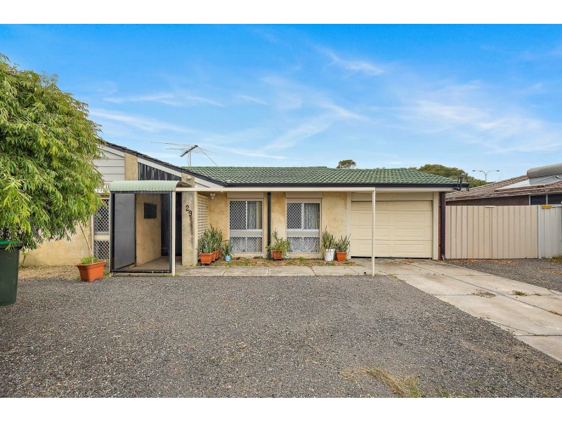 29 Kitson Street, Rockingham WA 6168