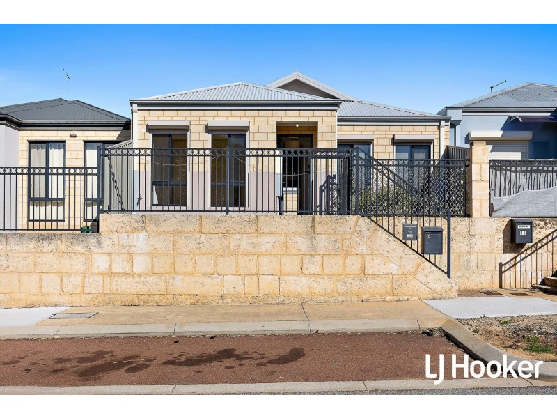 18 Walden street, Wellard WA 6170