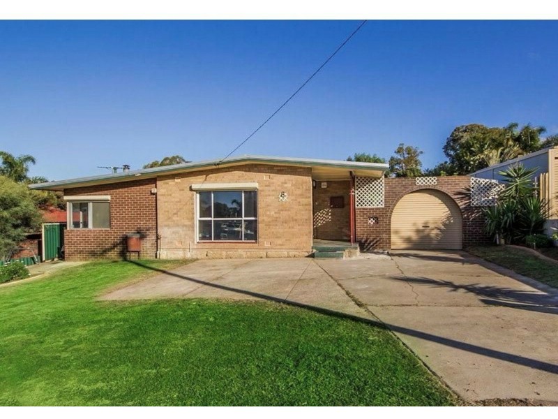 6 Cowling Way, Parmelia WA 6167