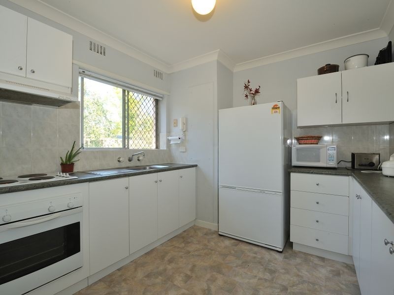 Unit 19, 9 Beacham Place, Medina WA 6167