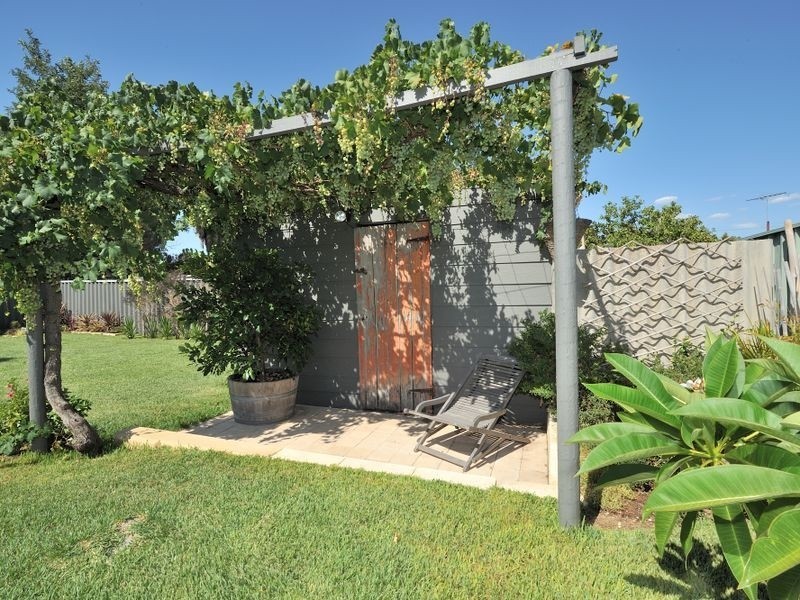 22 Clark Way, Orelia WA 6167