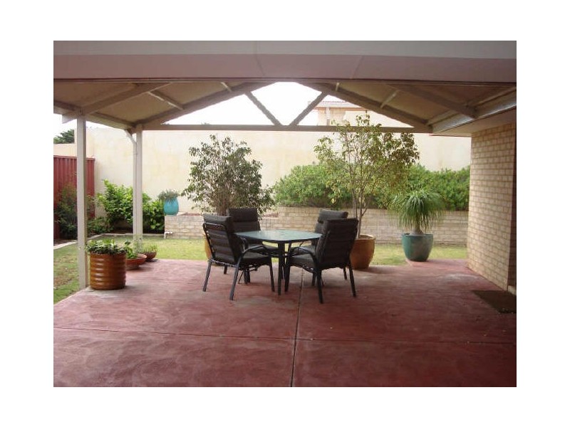 4 Otway Place, Shoalwater WA 6169