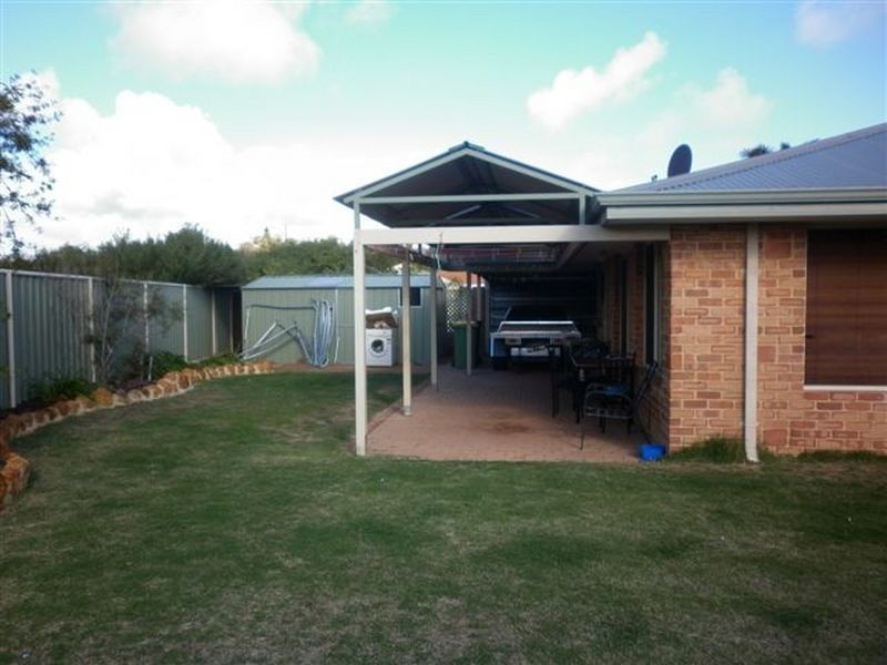 19 Roscrea Court, Orelia WA 6167