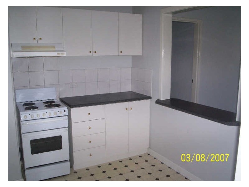 23/4 Canham Way, Orelia WA 6167