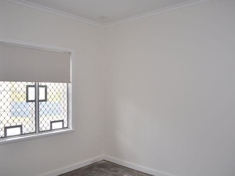 8 Heylmore Road, Medina WA 6167