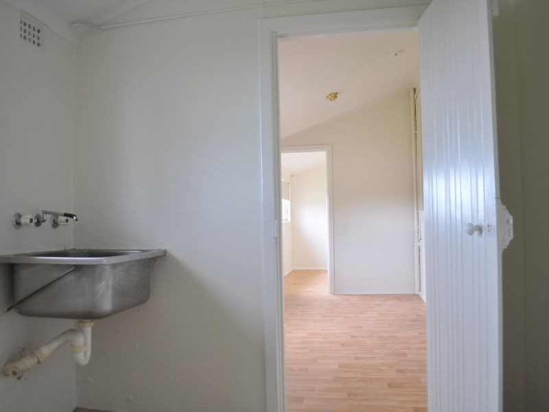 8 Heylmore Road, Medina WA 6167