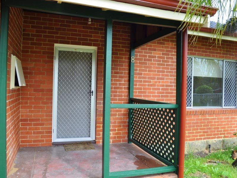 8 Heylmore Road, Medina WA 6167