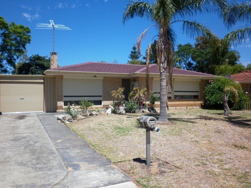37 Rhodes Cres, Calista WA 6167
