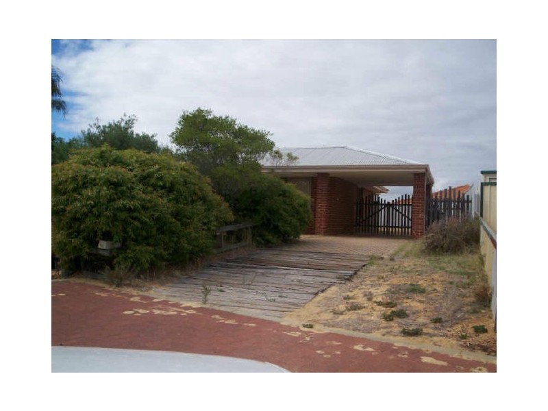 8 Werloo Court, Leda WA 6170