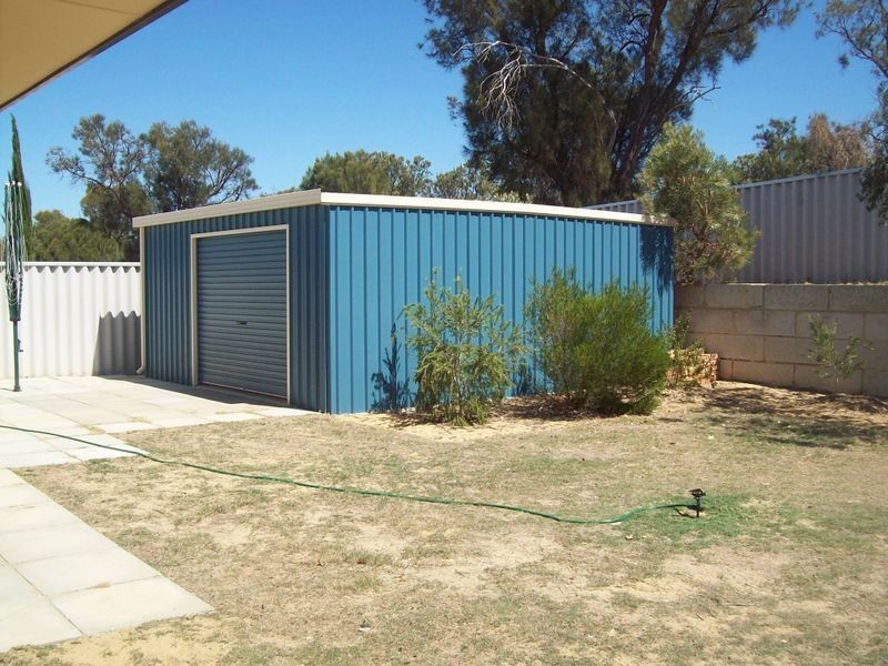 6 Cawdor Lane, Orelia WA 6167