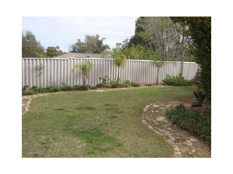 3 Cambey Mews, Parmelia WA 6167