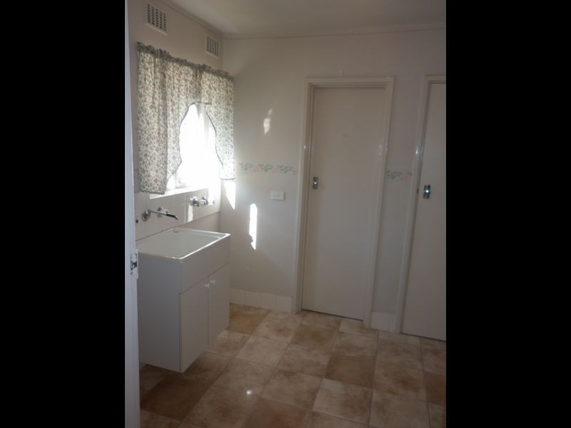 5/2 Elmslie Street, Orelia WA 6167