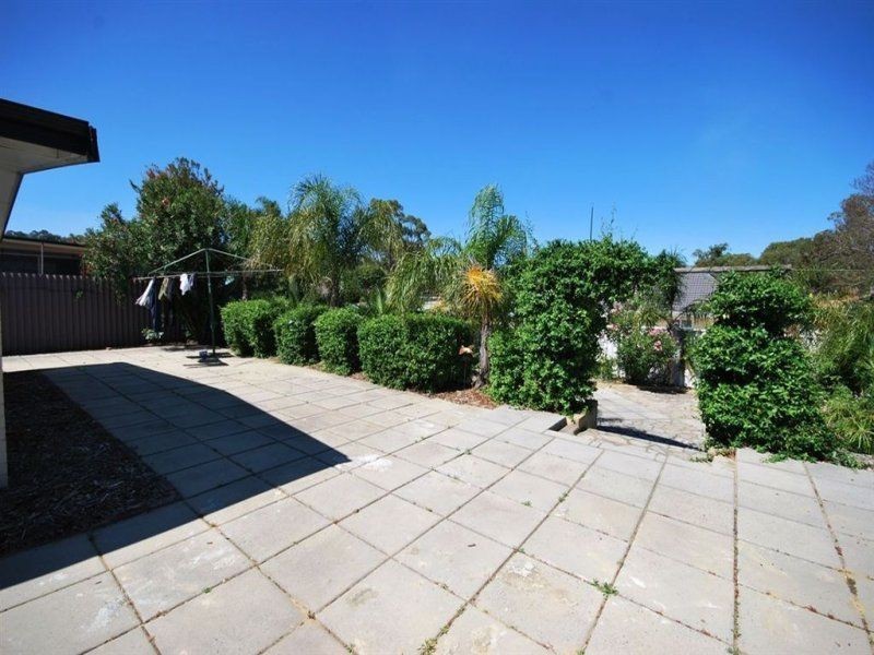 16 Crawford Avenue, Orelia WA 6167