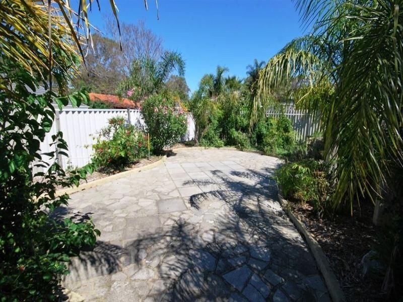 16 Crawford Avenue, Orelia WA 6167