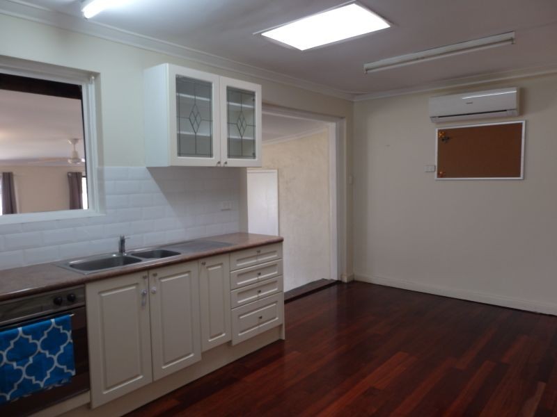 10 Cockman Way, Orelia WA 6167