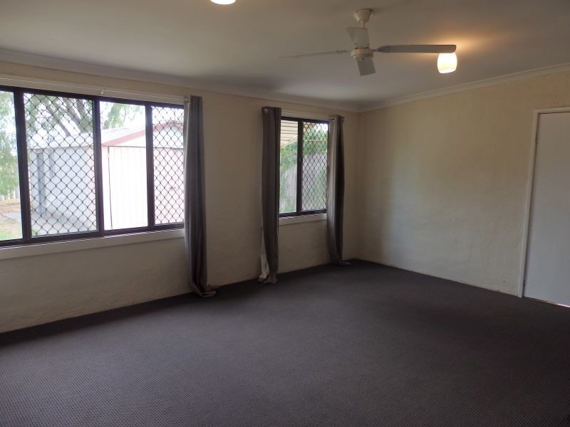 10 Cockman Way, Orelia WA 6167