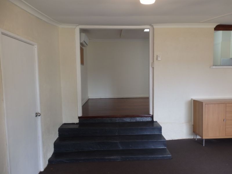 10 Cockman Way, Orelia WA 6167